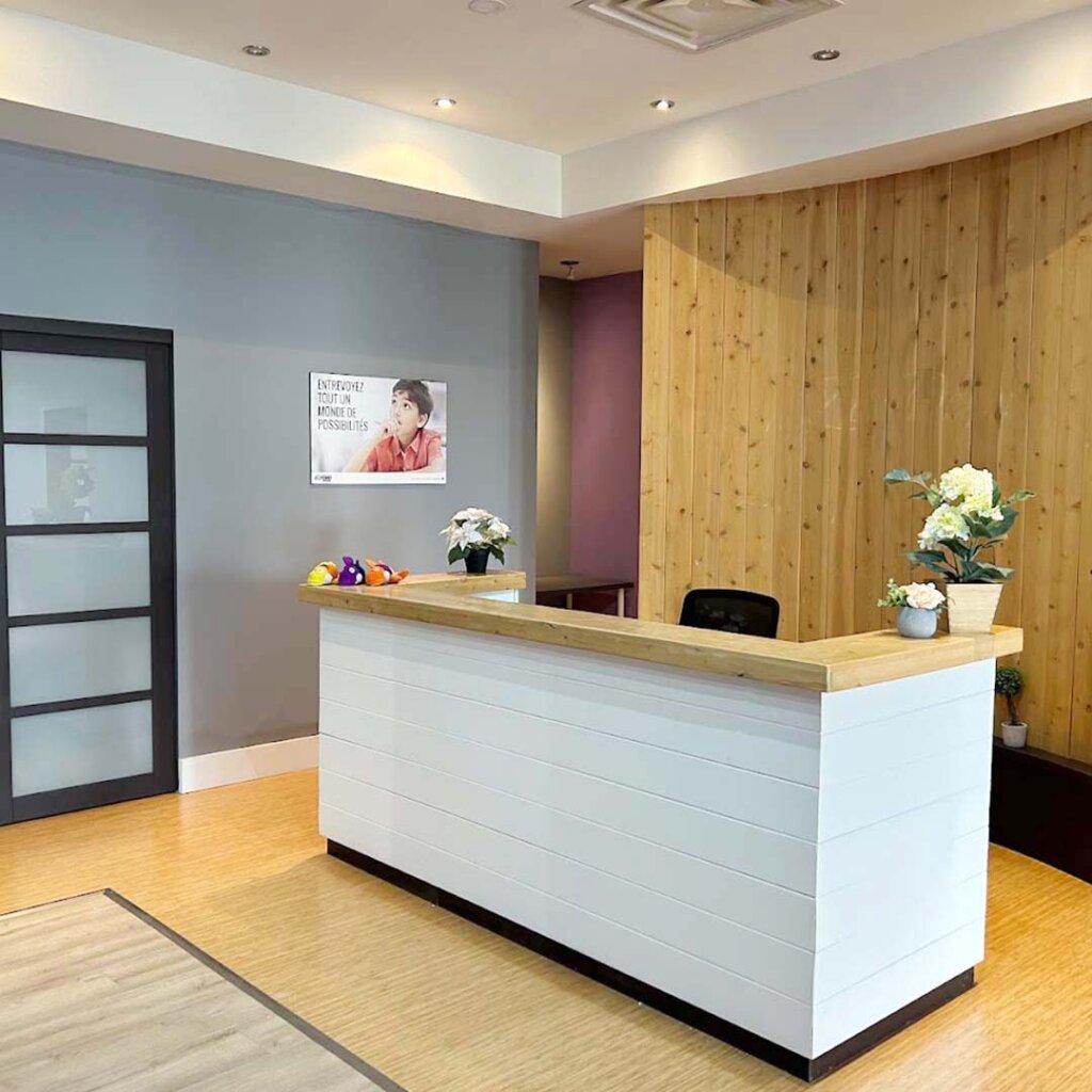 Centre Dapprentissage Oxford Blainville Teaching Area Entrance